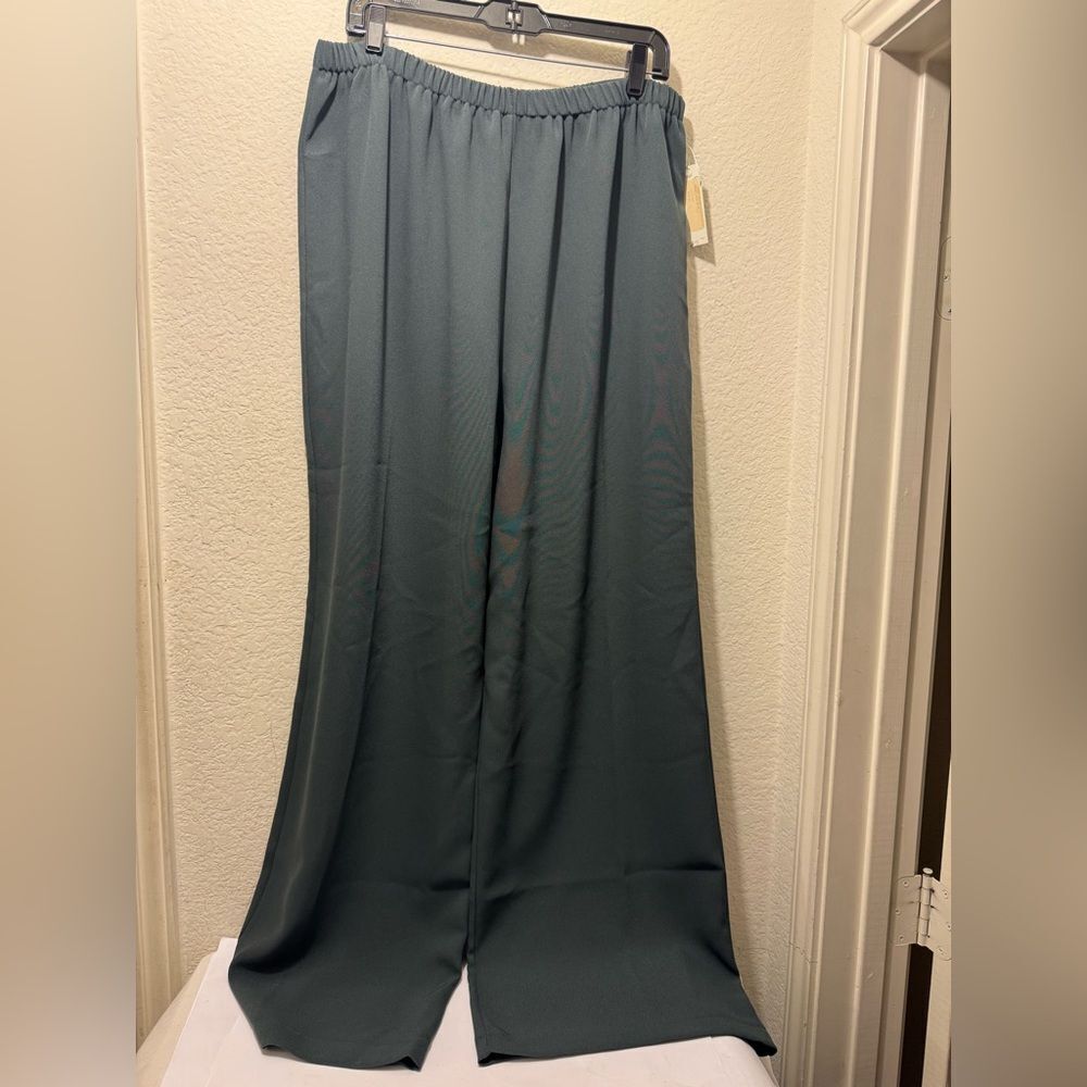 NWT Allie coosh slate pants wide leg cord in size XL $235